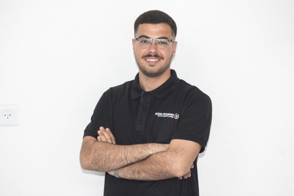 יעקב יעקובוב, מייסד העמותה
